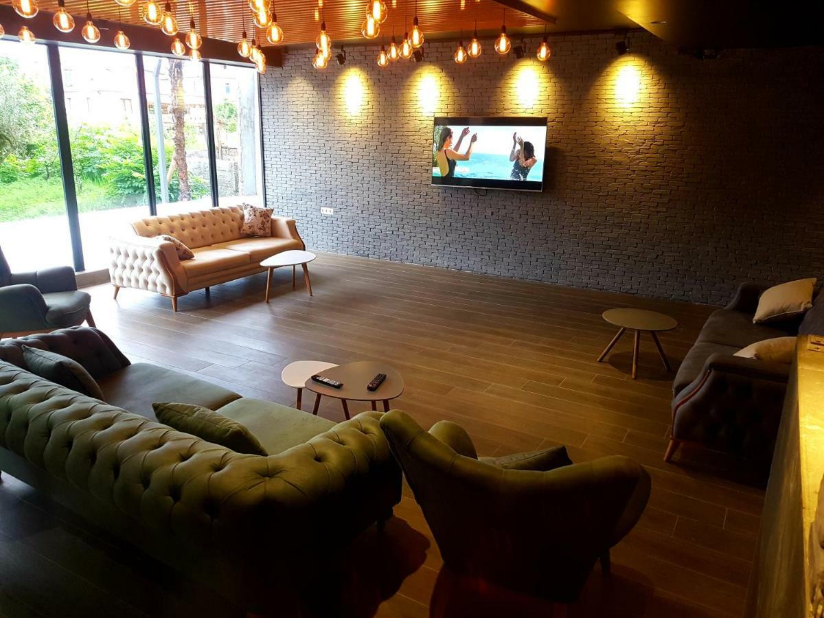 Aparthotel Costa Makhinjauri Eksteriør billede